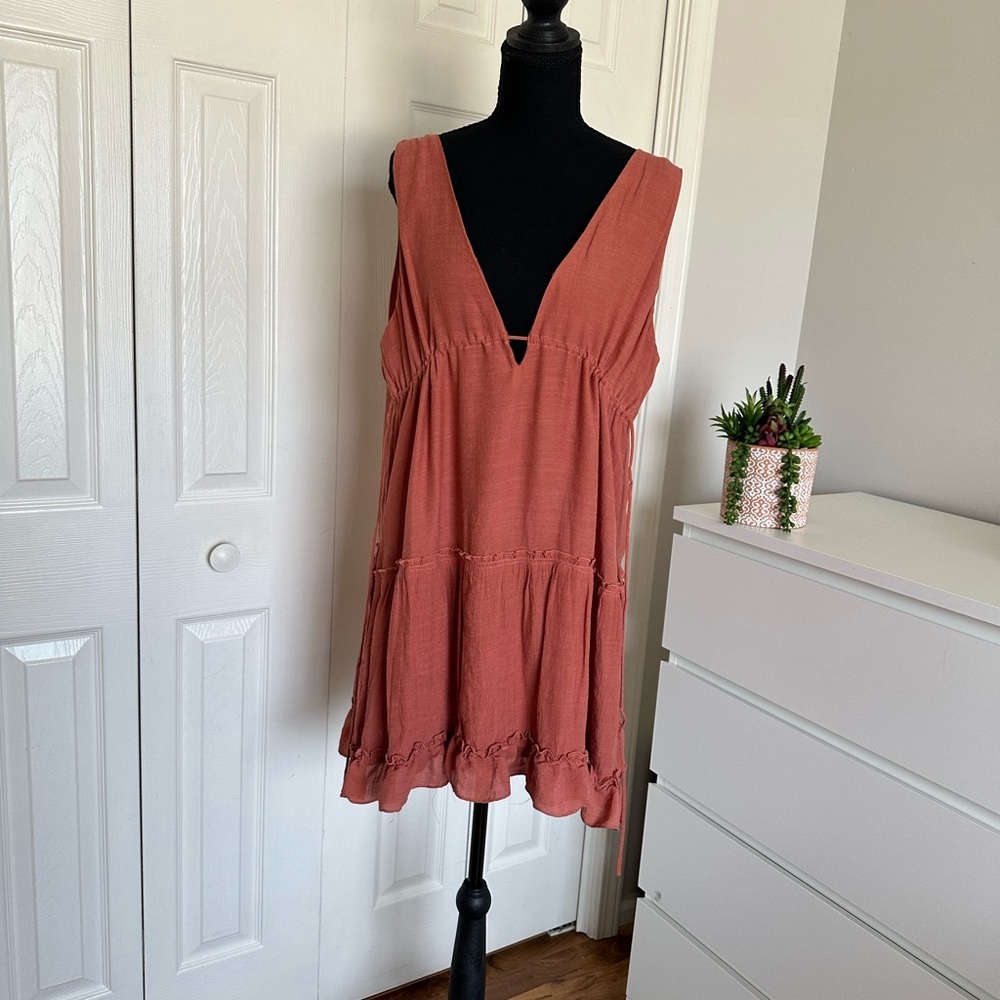 Babydoll Tiered Mini Dress Rust large - Picture 2 of 11